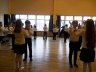 2d klasė šoka lietuvių liaudies šokį „Petkevičiaus polka“ - 